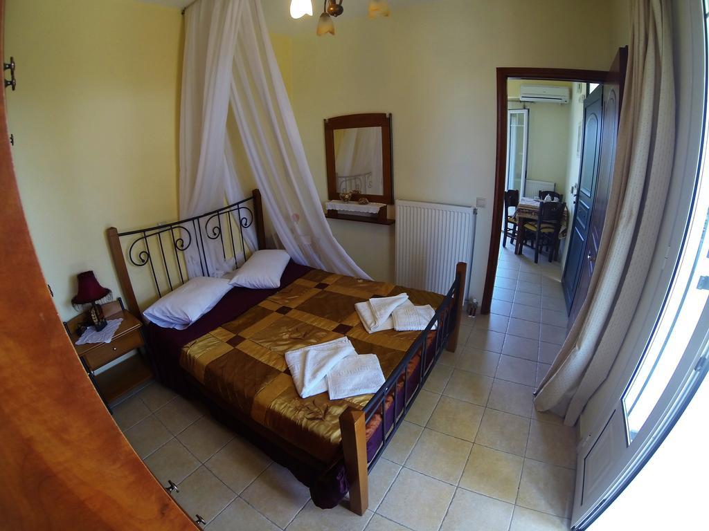 Ferienwohnung Remenata Lixouri Zimmer foto