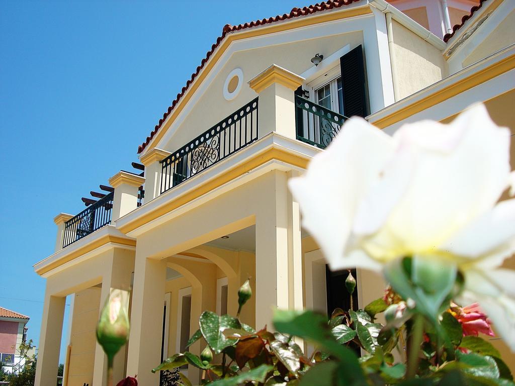Ferienwohnung Remenata Lixouri Exterior foto