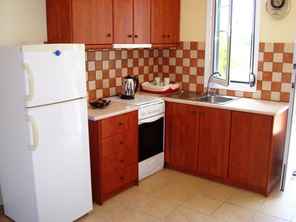 Ferienwohnung Remenata Lixouri Zimmer foto